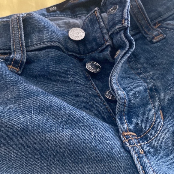 Jeans - Picture 2 of 2